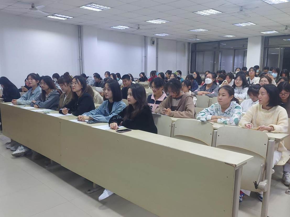 图示, 示意图
中度可信度描述已自动生成