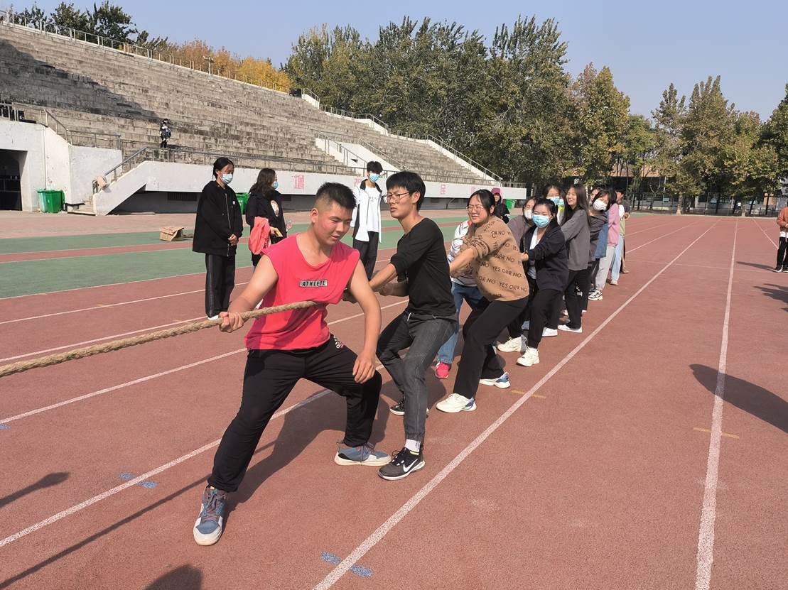 图示, 示意图
中度可信度描述已自动生成