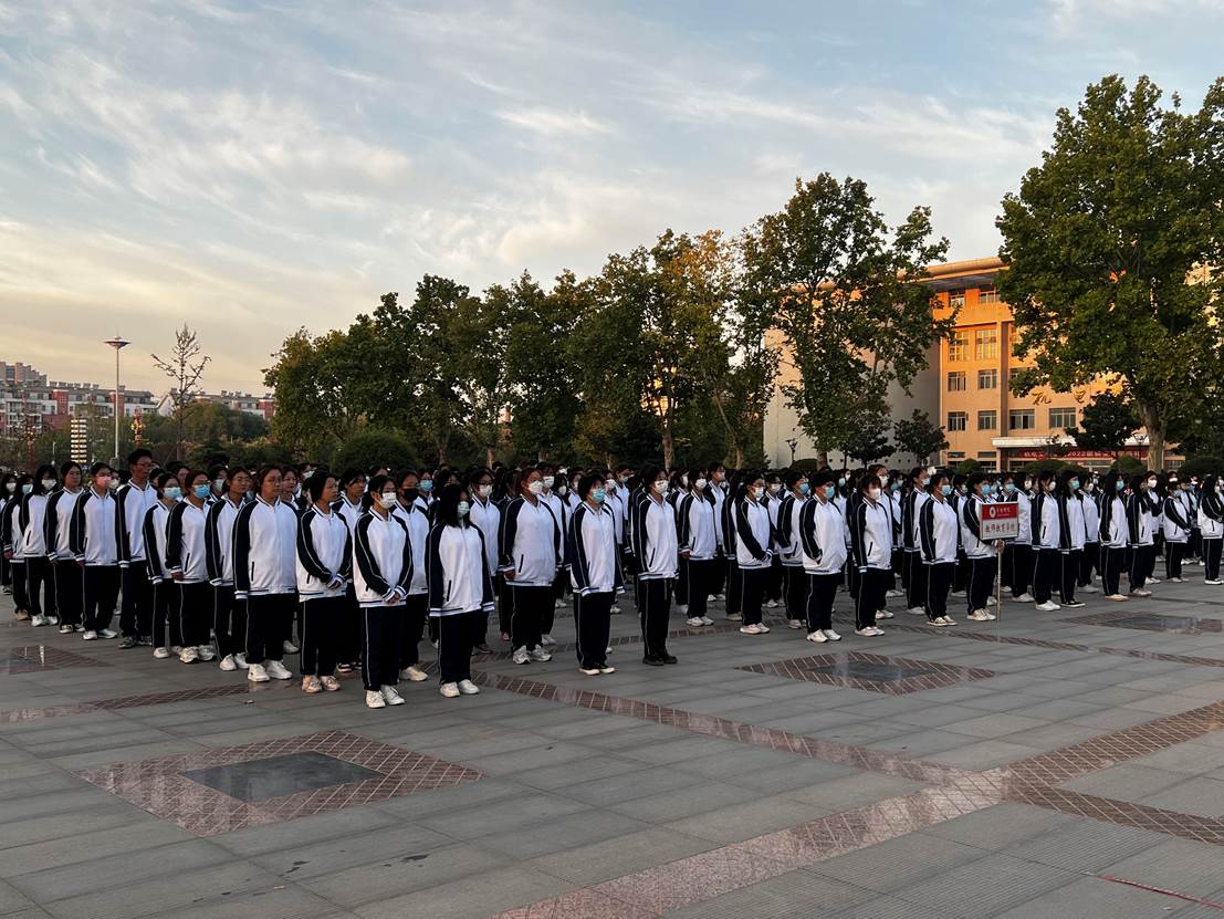 图示, 示意图
中度可信度描述已自动生成