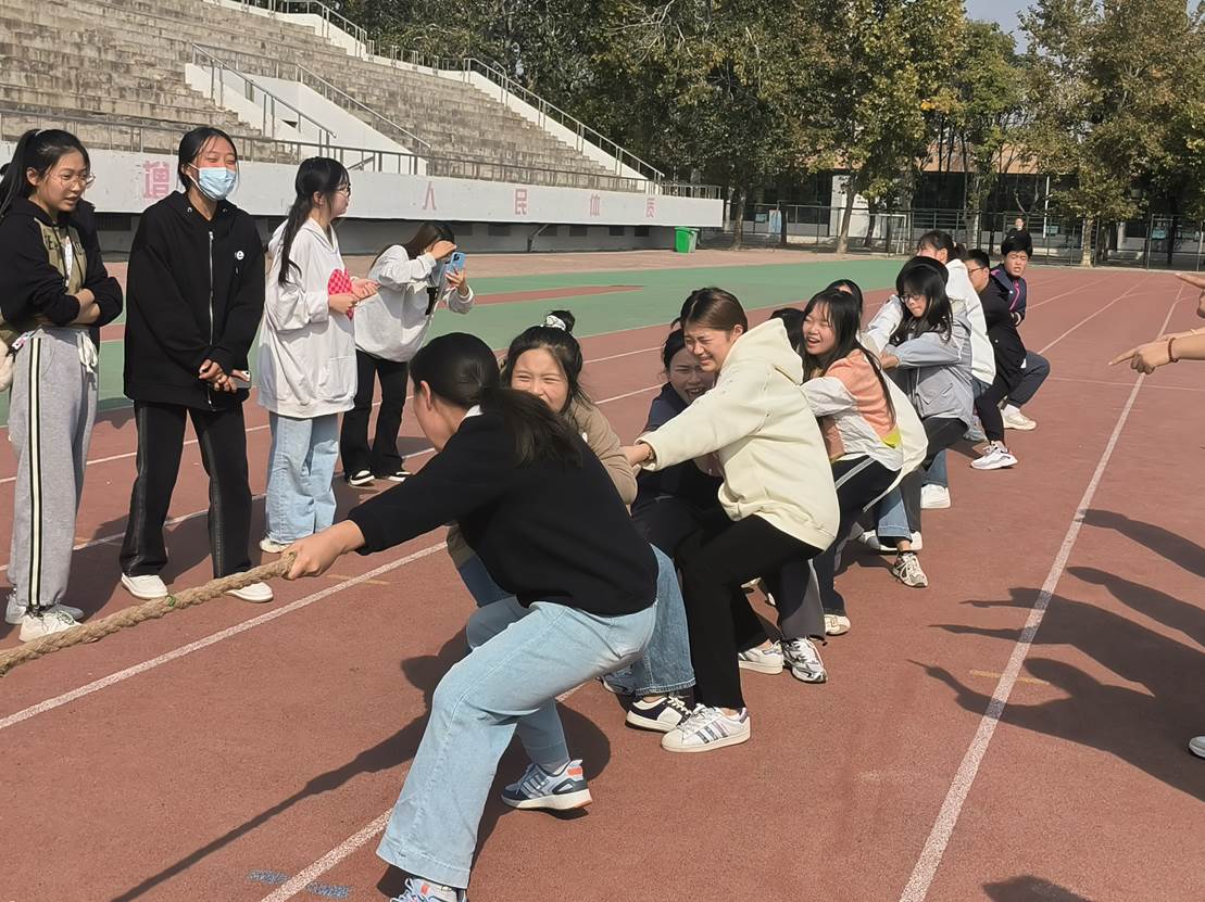 图示, 示意图
中度可信度描述已自动生成